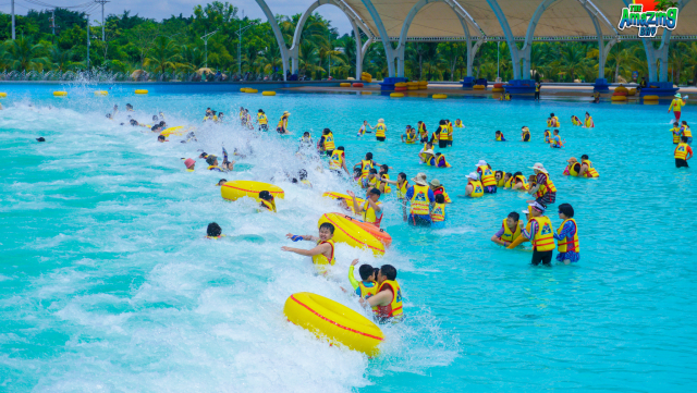 Outdoor entertainment services, artificial beach swimming, volleyball sports